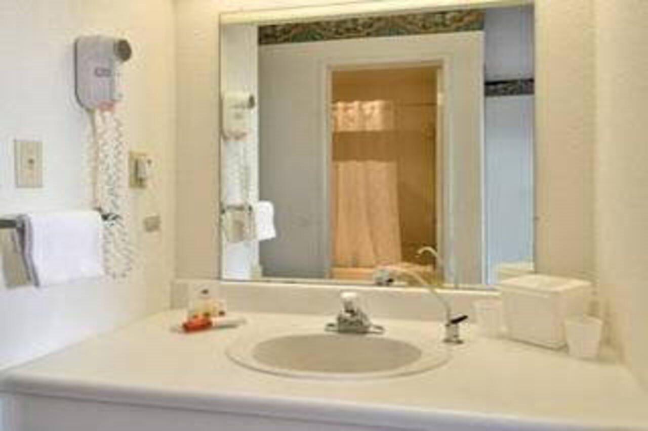 Steinbeck Lodge Salinas Dış mekan fotoğraf